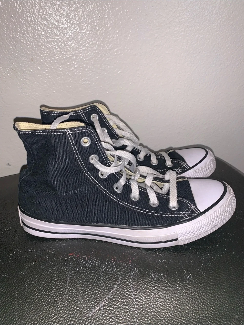 Converse men black and white  High Top Sneakers - Picture 3 of 5